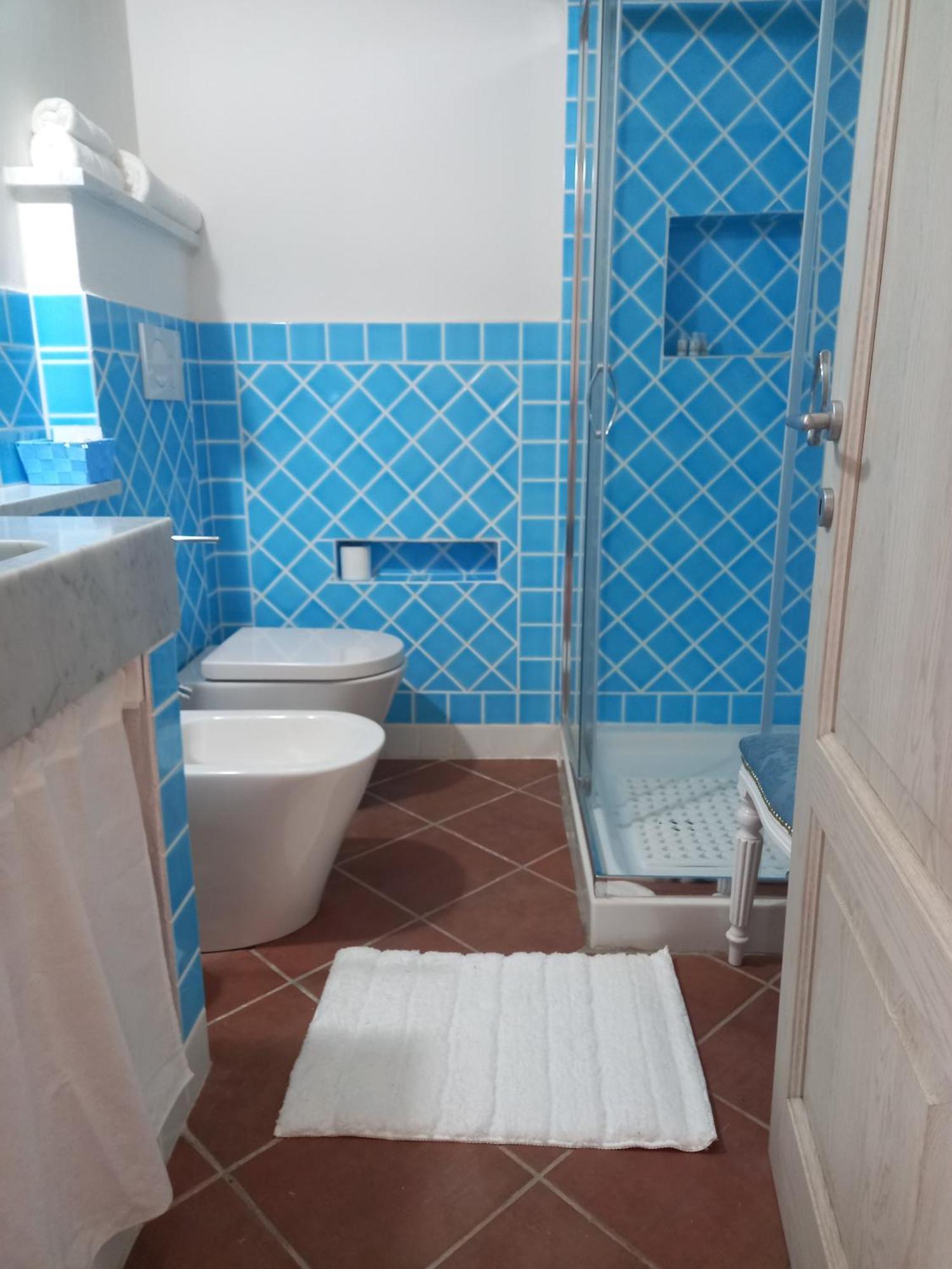 Il Colle Della Brina Hotell Sarzana Exteriör bild