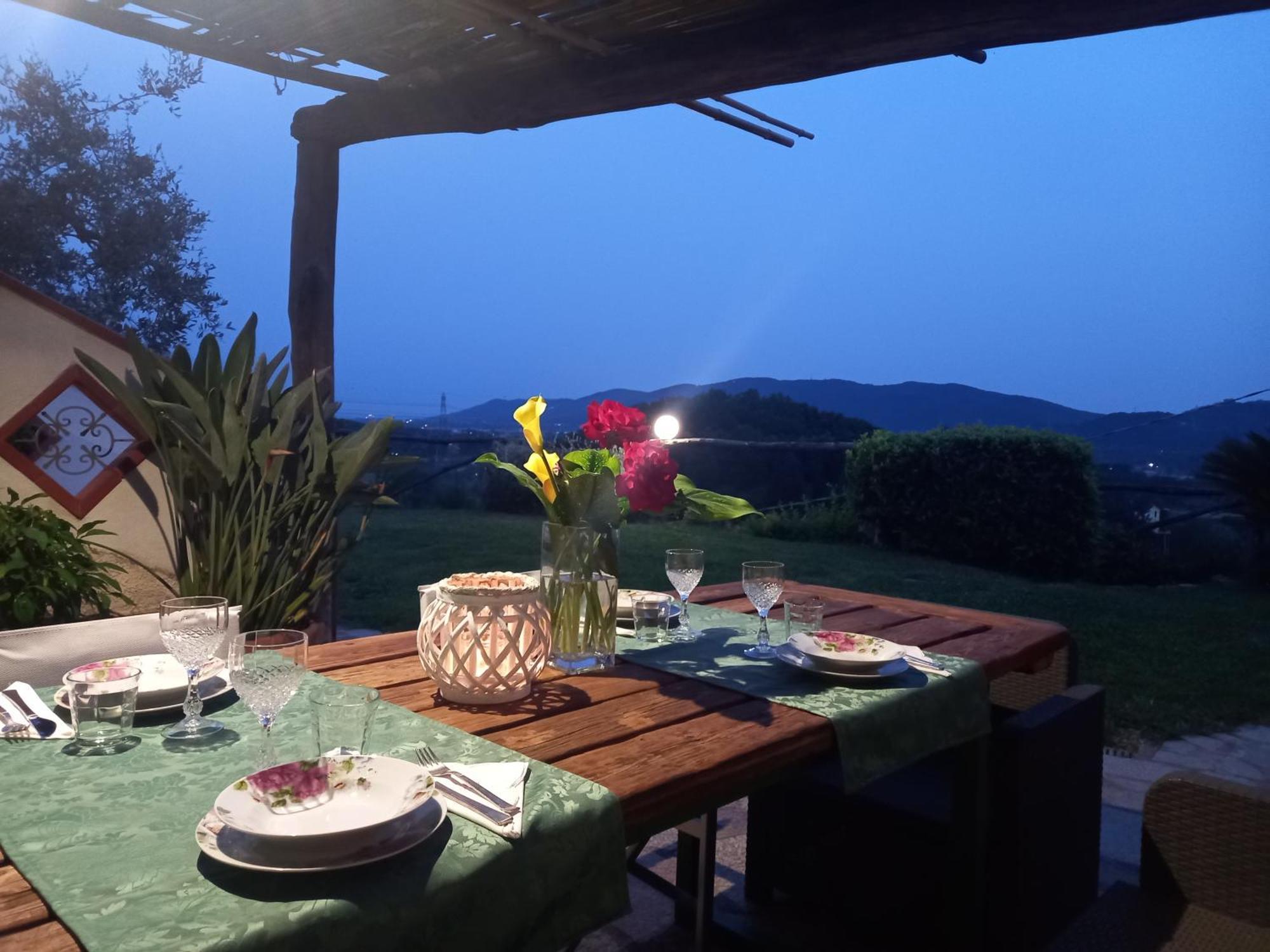 Il Colle Della Brina Hotell Sarzana Exteriör bild